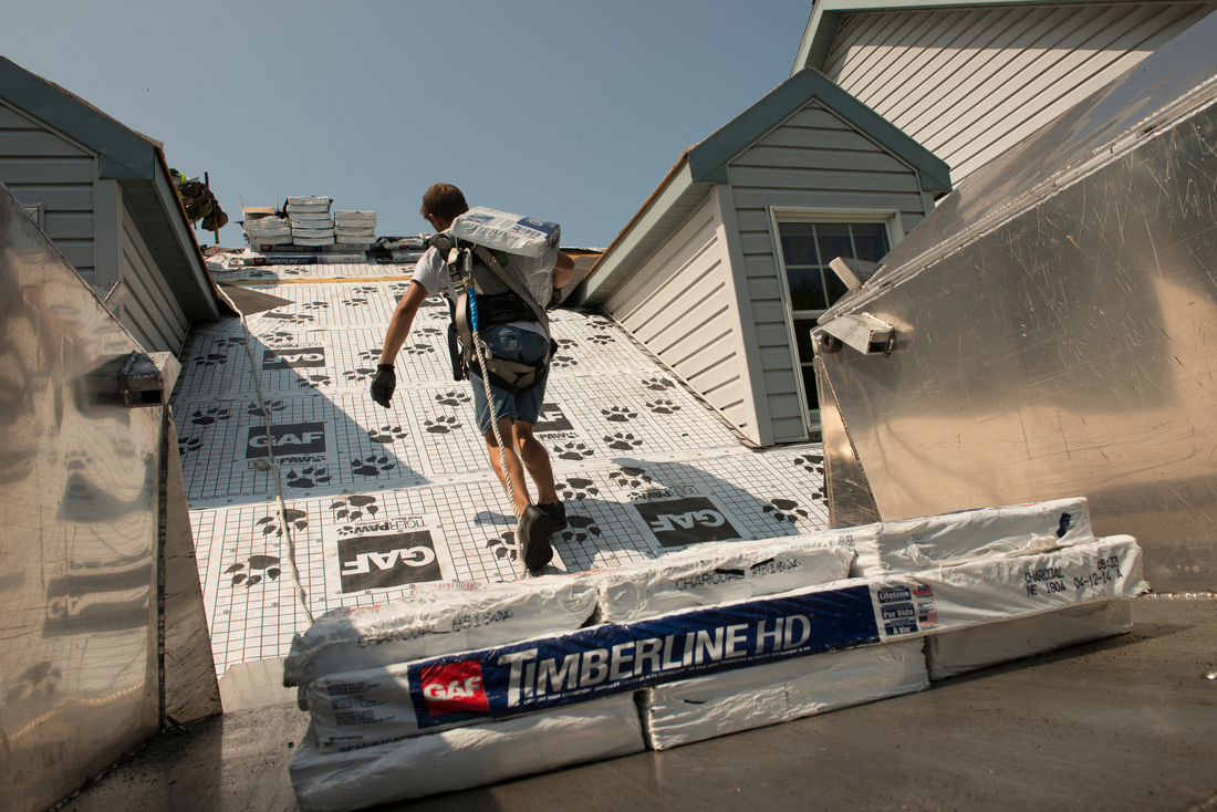Equipter - RB4000 Lifts TimberlineHD Shingles