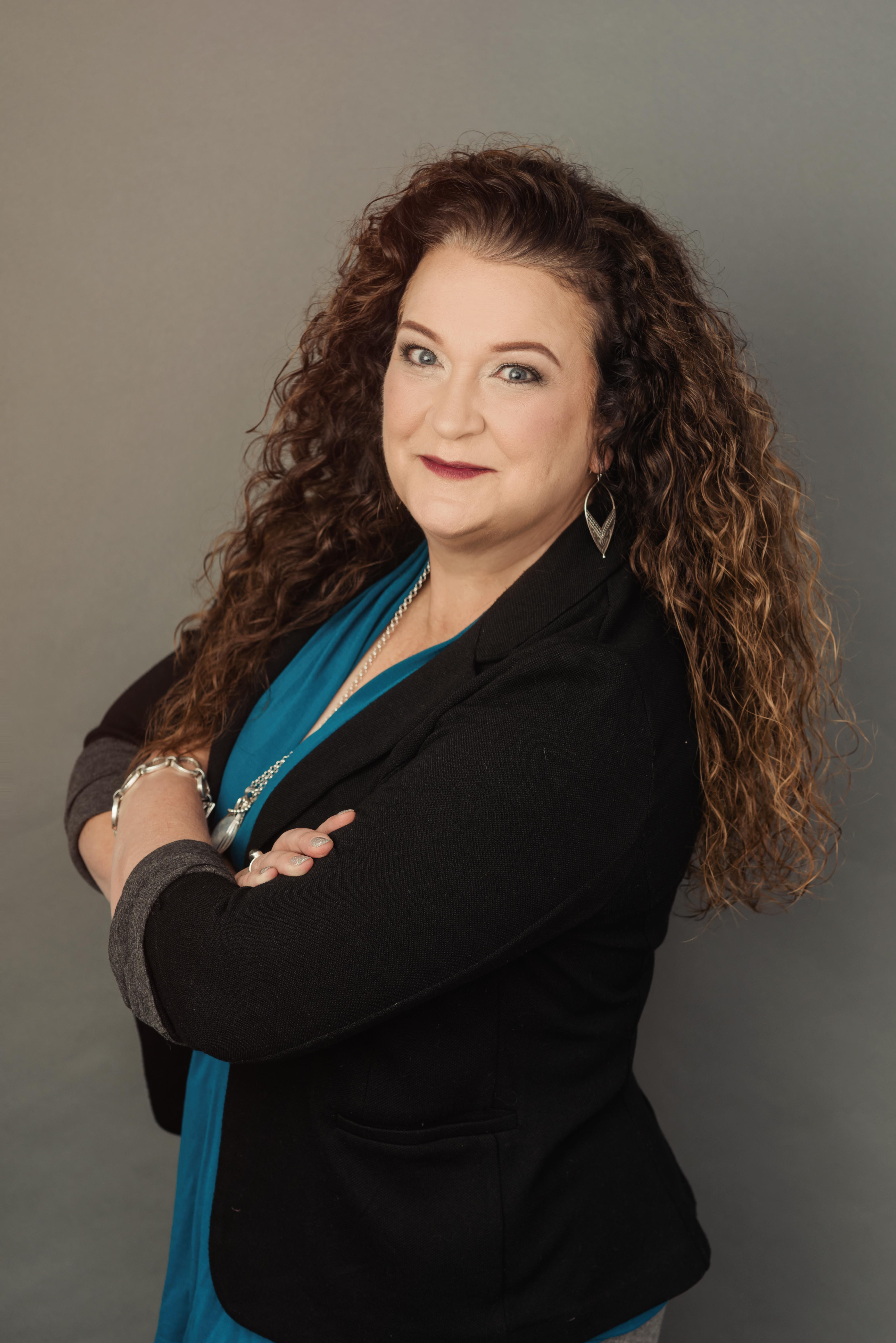 Matrix Roofing - Wendy Marvin Headshot