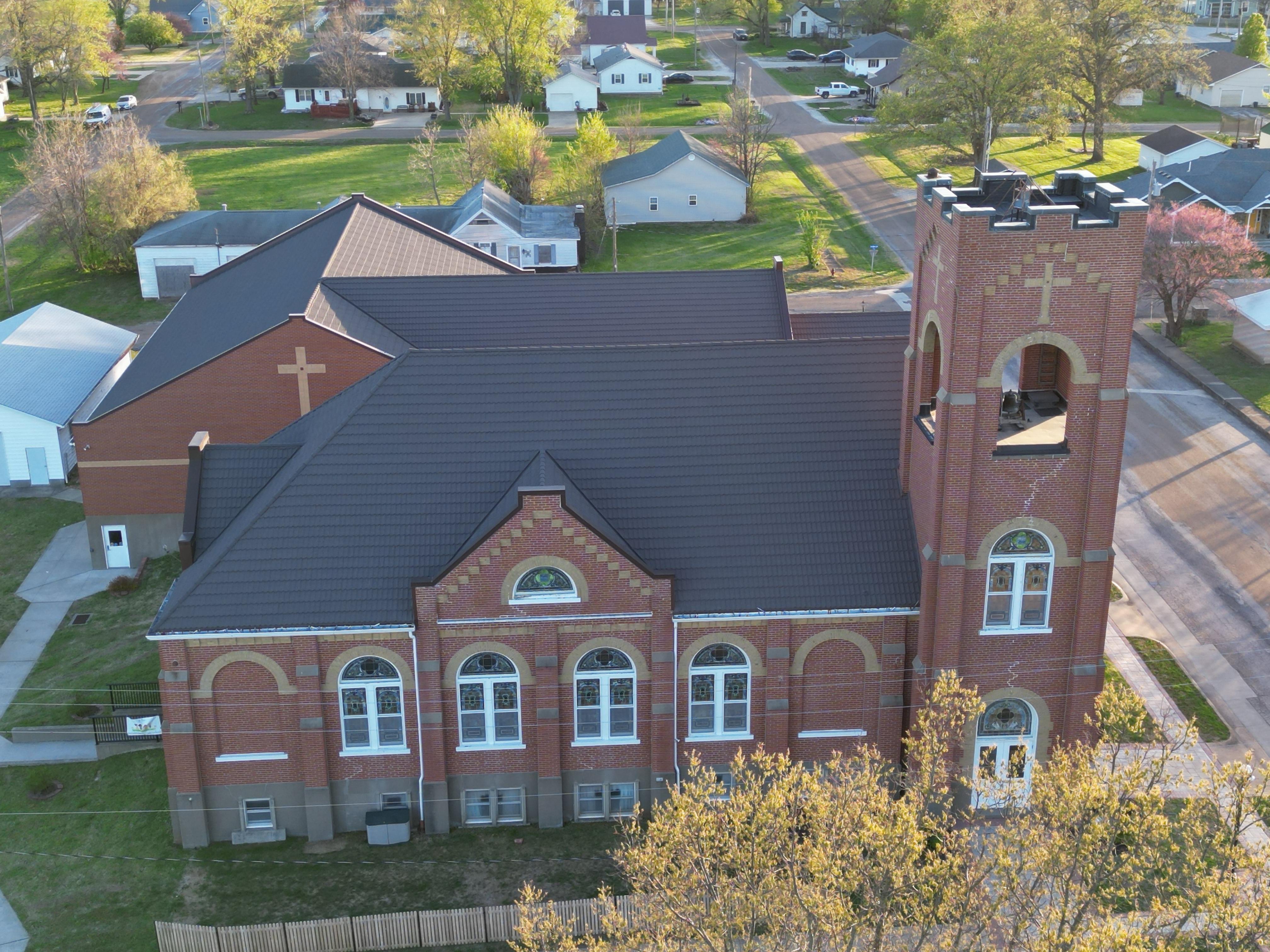 Cachero Roofing, LLC of Smithton, Missouri