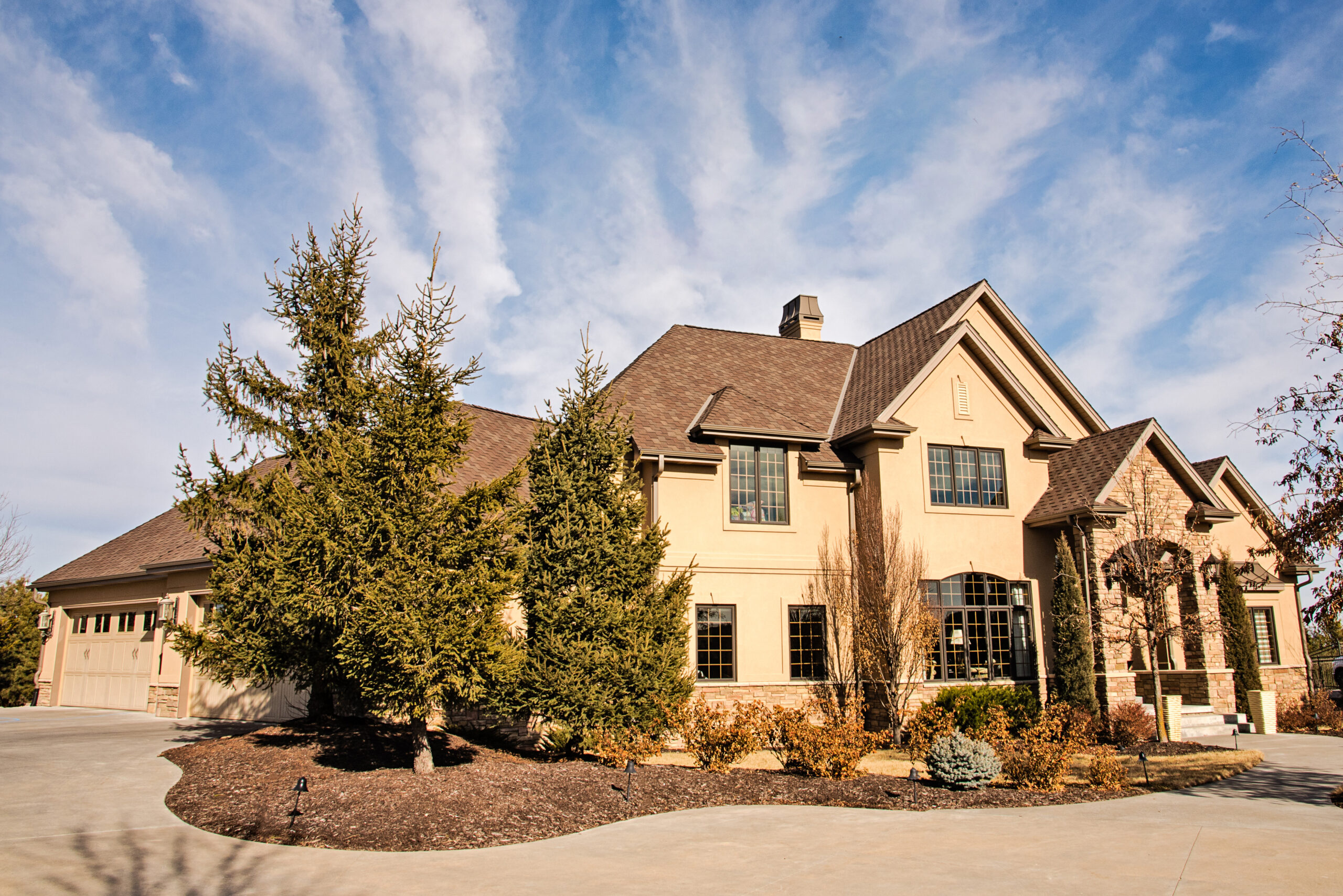 Stonebrook Exterior - Gallery 10