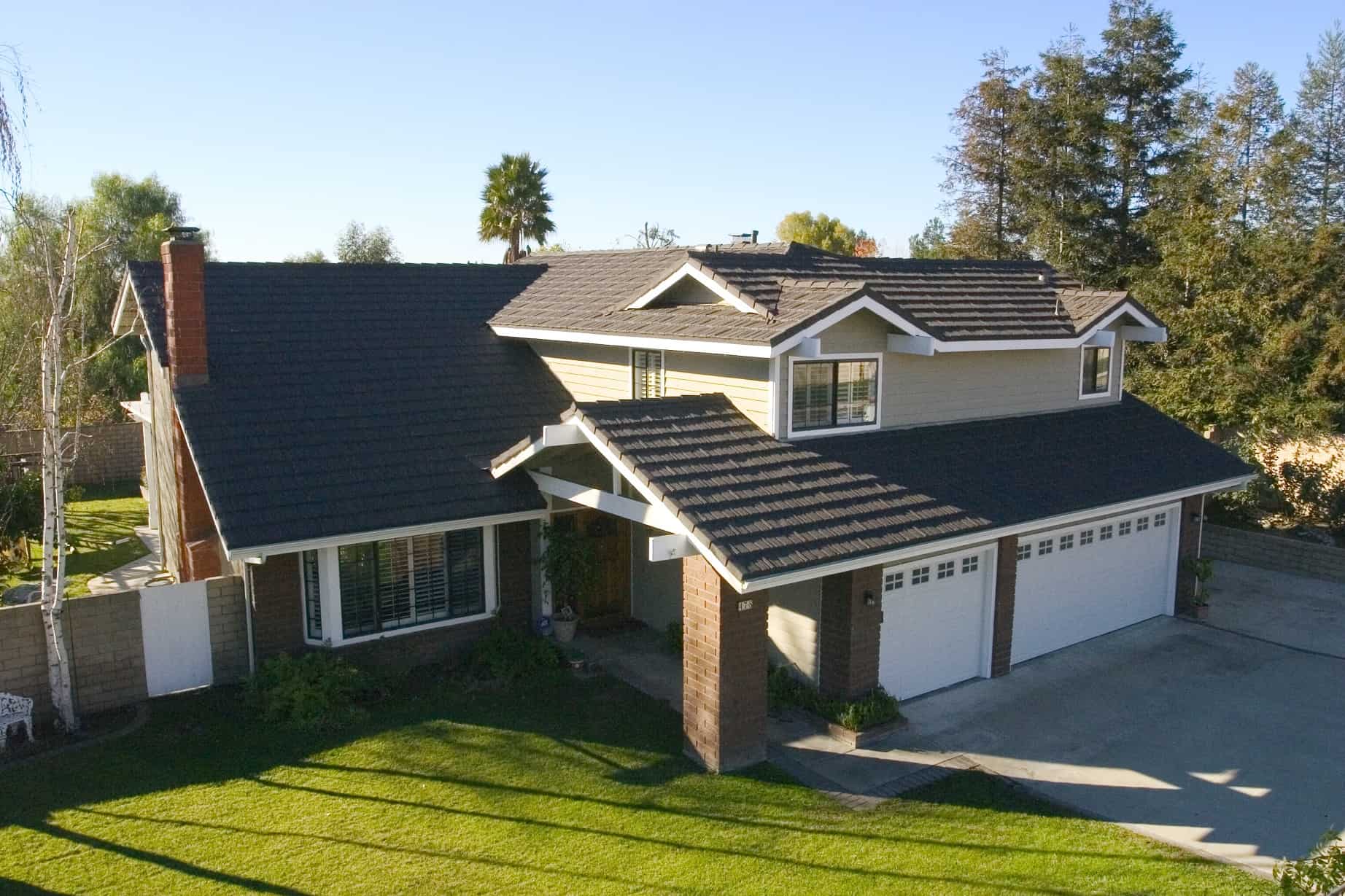 Custom-Bilt Metals - Country manor shakes